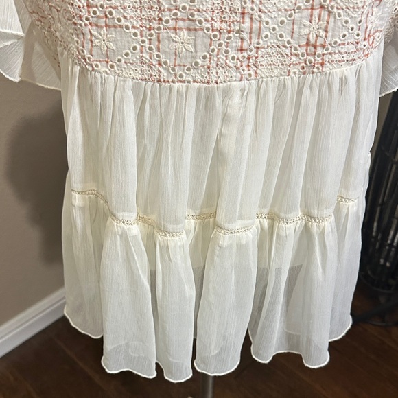 Size Small Anthropologie Boho Lace Peplum Top – Ivory/Cream box 4 - Picture 10 of 13